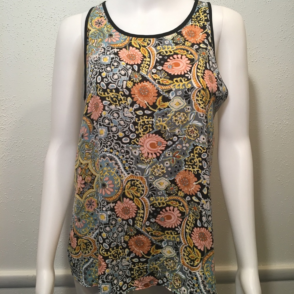 The Loft/ Women’s sleeveless top